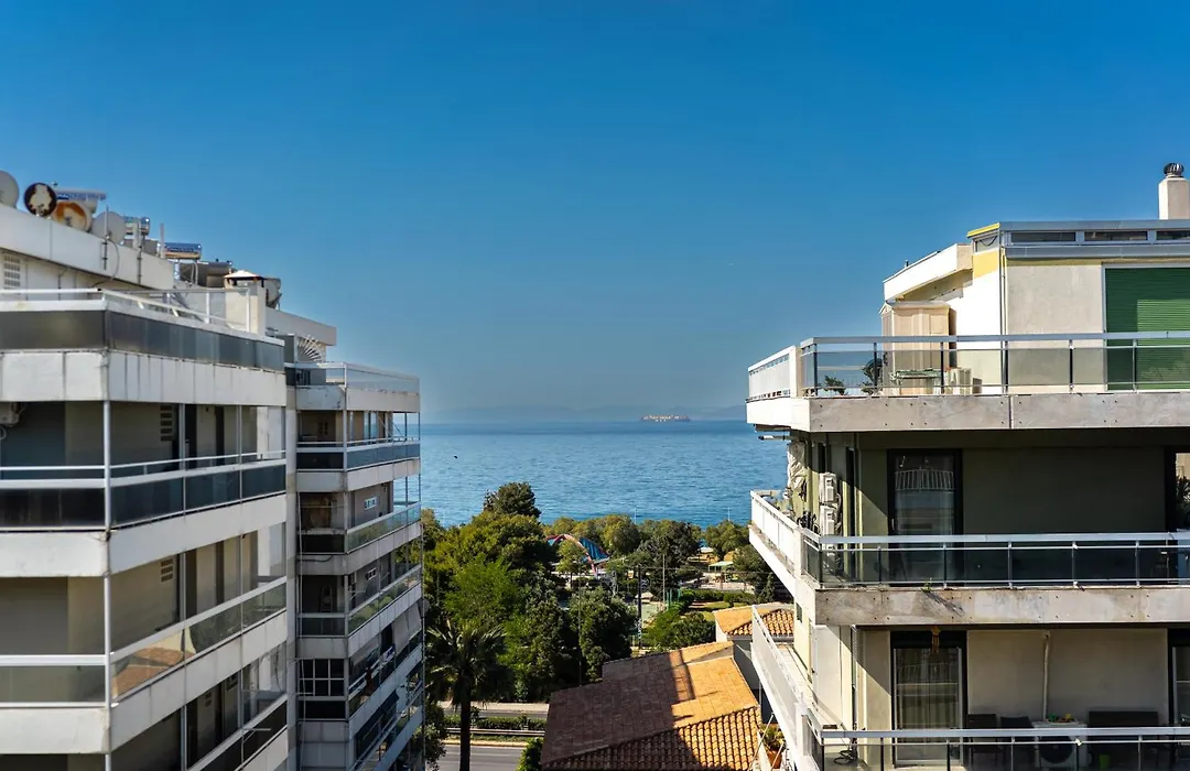Athenean Modern Escape Near Marina Floisvos-1